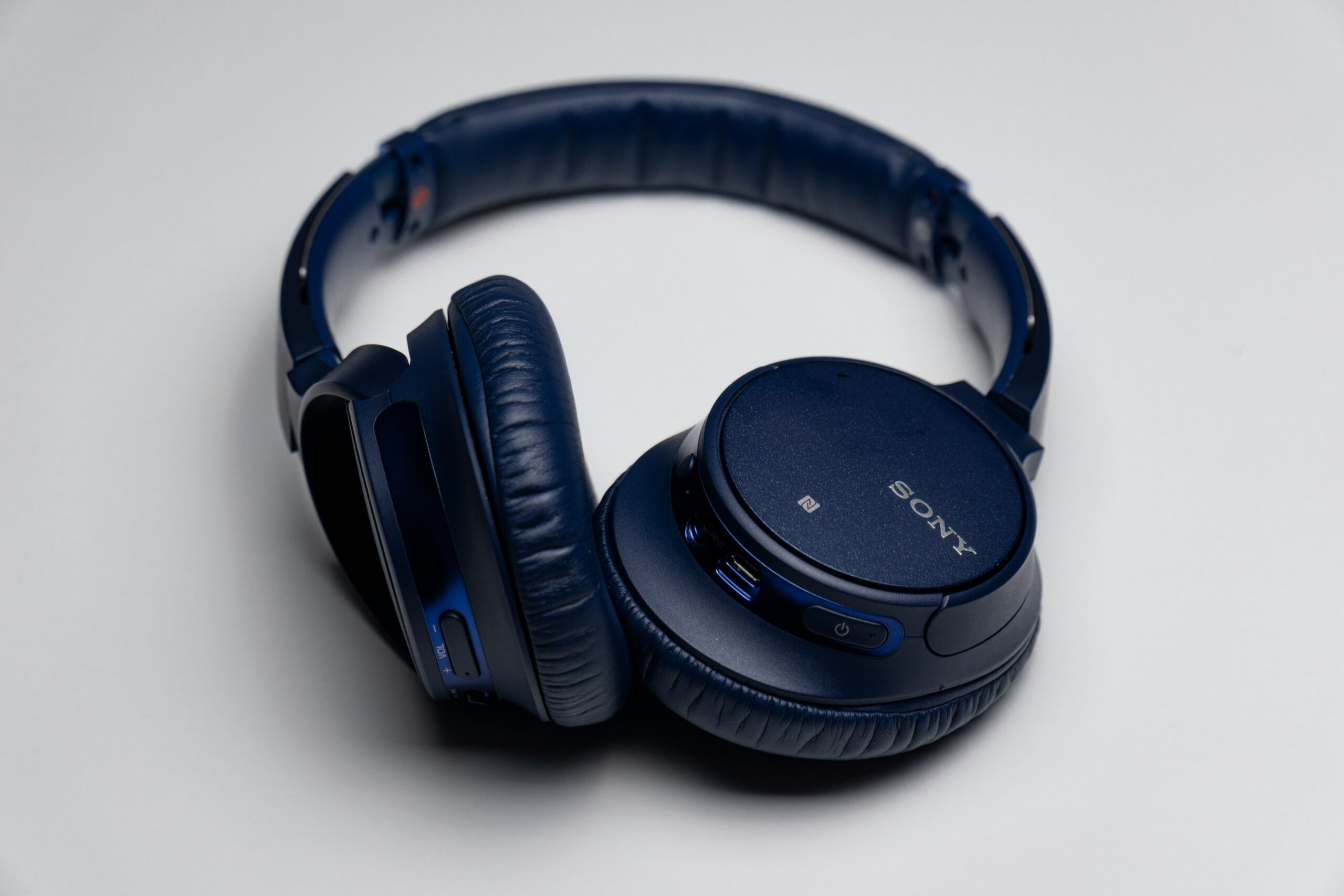 Sony WH-1000XM6 Headphones Review: Still the Best, But Not By Much